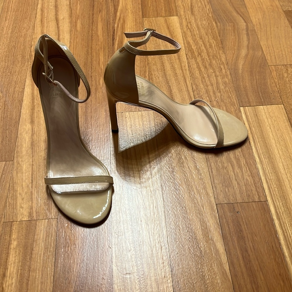 Stuart Weitzman size 36 beige sandal